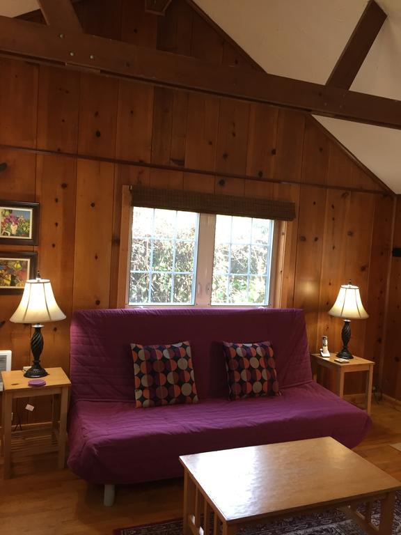 Harrison Street Inn Канън Бийч Екстериор снимка